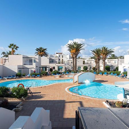 Homeforguest Apartamento 15 Con Terraza Y Piscina En Corralejo Ngoại thất bức ảnh