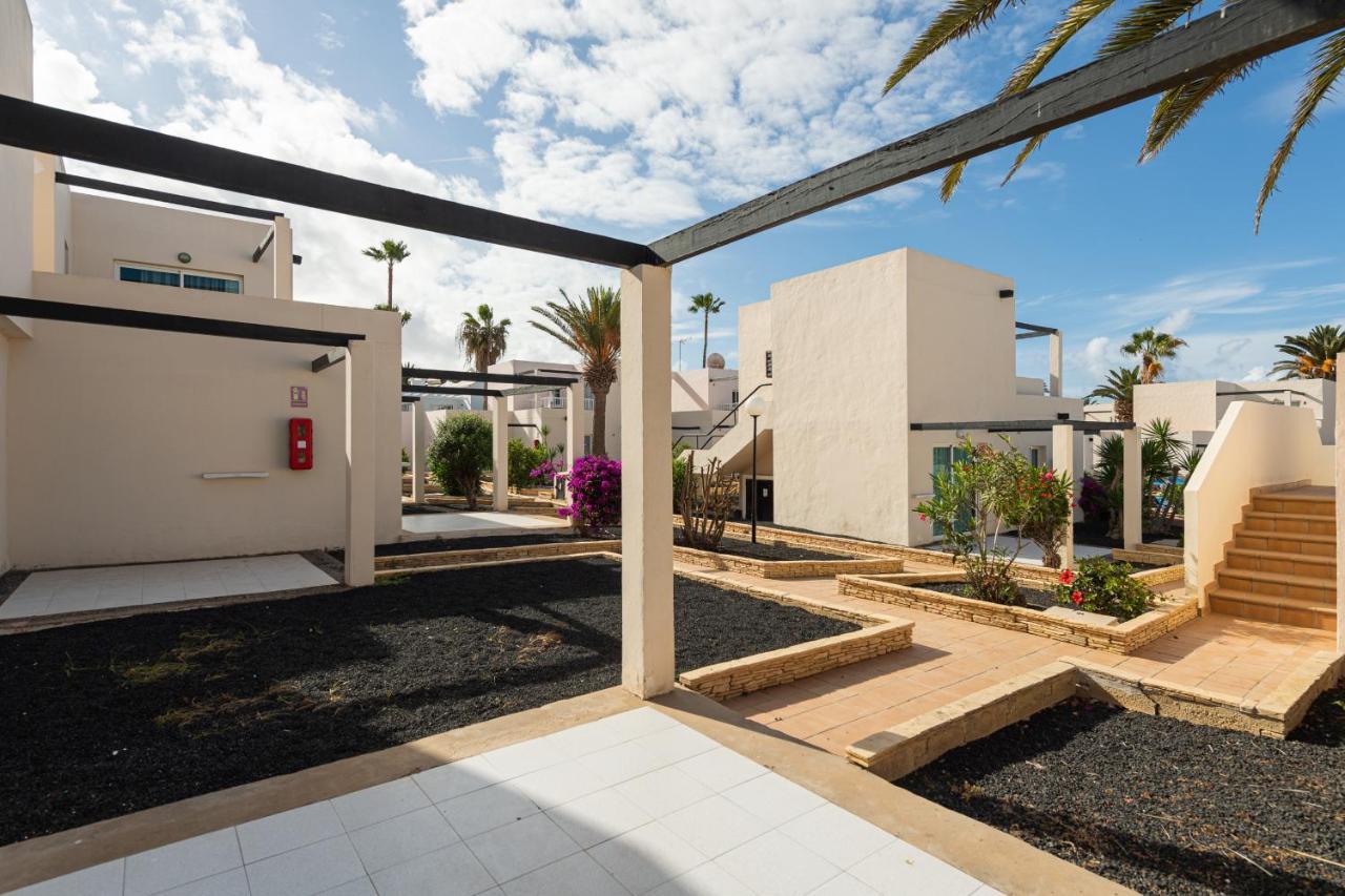 Homeforguest Apartamento 15 Con Terraza Y Piscina En Corralejo Ngoại thất bức ảnh