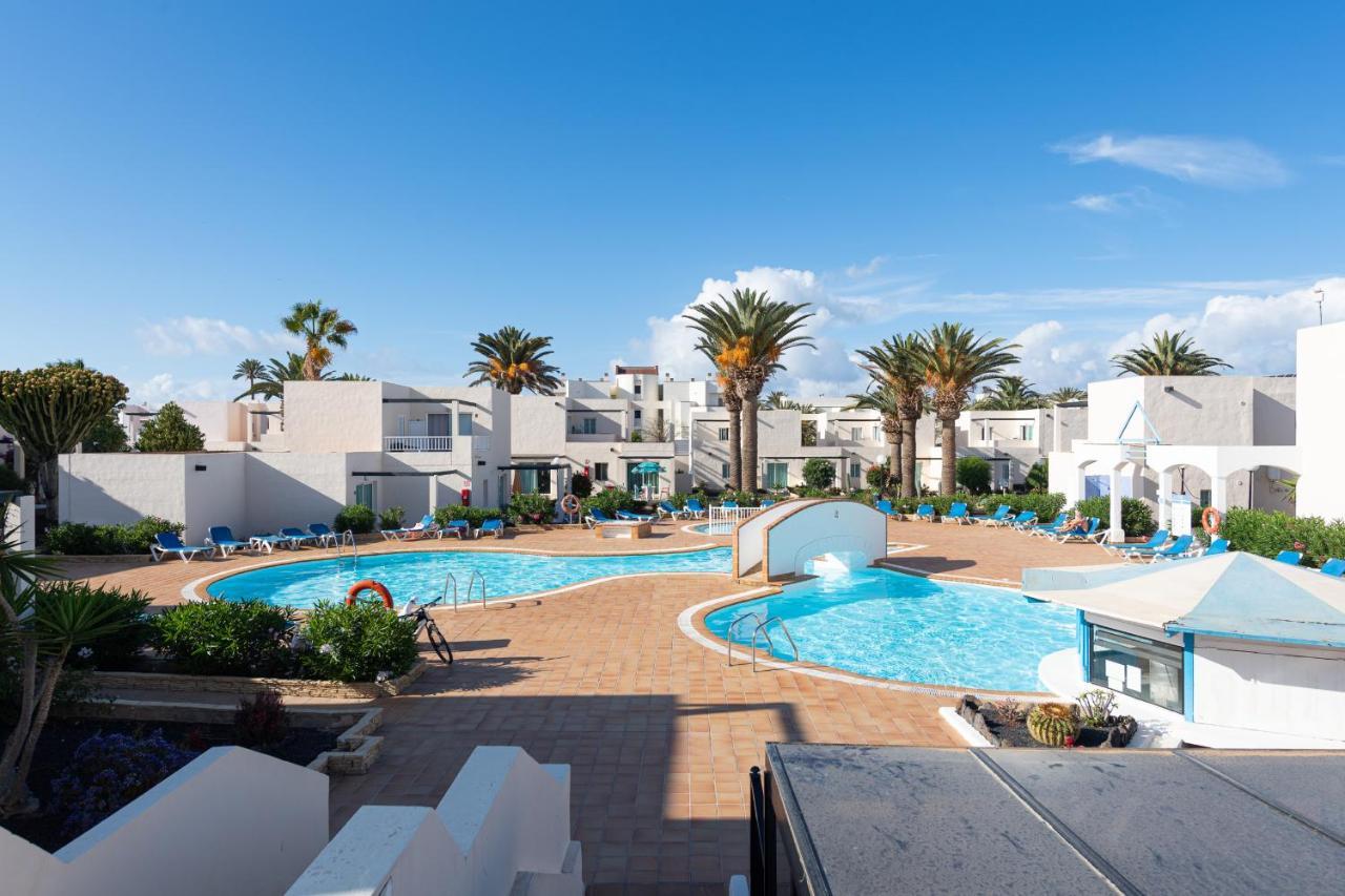 Homeforguest Apartamento 15 Con Terraza Y Piscina En Corralejo Ngoại thất bức ảnh