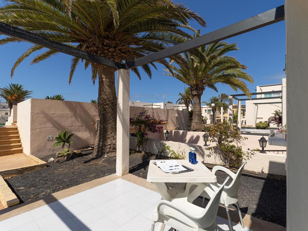 Homeforguest Apartamento 15 Con Terraza Y Piscina En Corralejo Ngoại thất bức ảnh