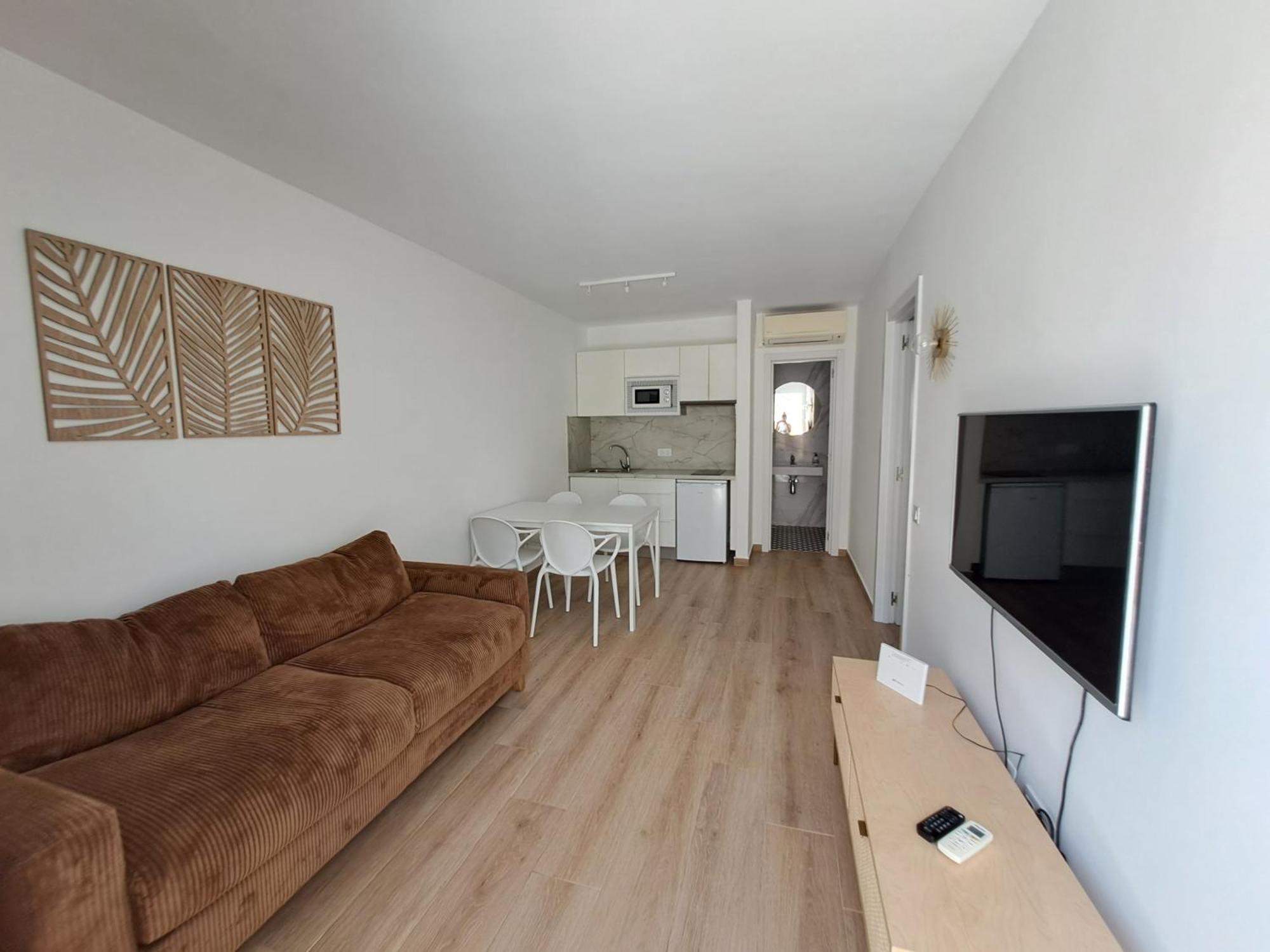 Homeforguest Apartamento 15 Con Terraza Y Piscina En Corralejo Ngoại thất bức ảnh