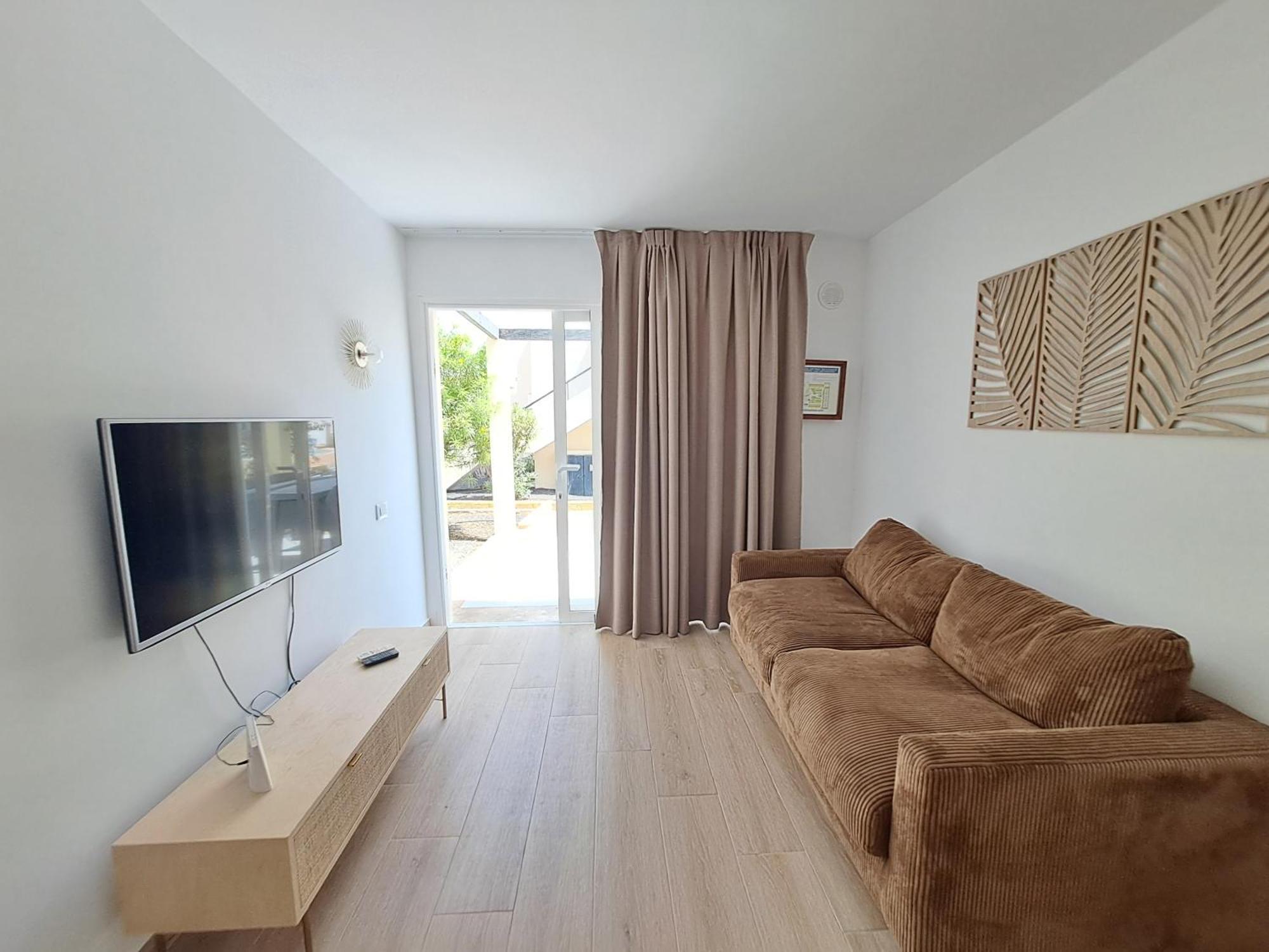 Homeforguest Apartamento 15 Con Terraza Y Piscina En Corralejo Ngoại thất bức ảnh